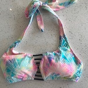 Victoria’s Secret pink bikini top